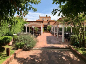 Hostal Can Pou, Vidreres